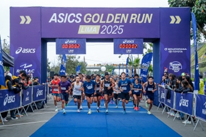 ASICS Golden Run 2025