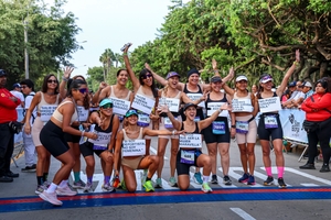 Más Mujeres en Meta 5k & 10k - 2025